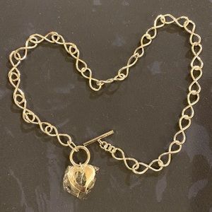 NWOT. Solid Heart T clasp Chain Necklace